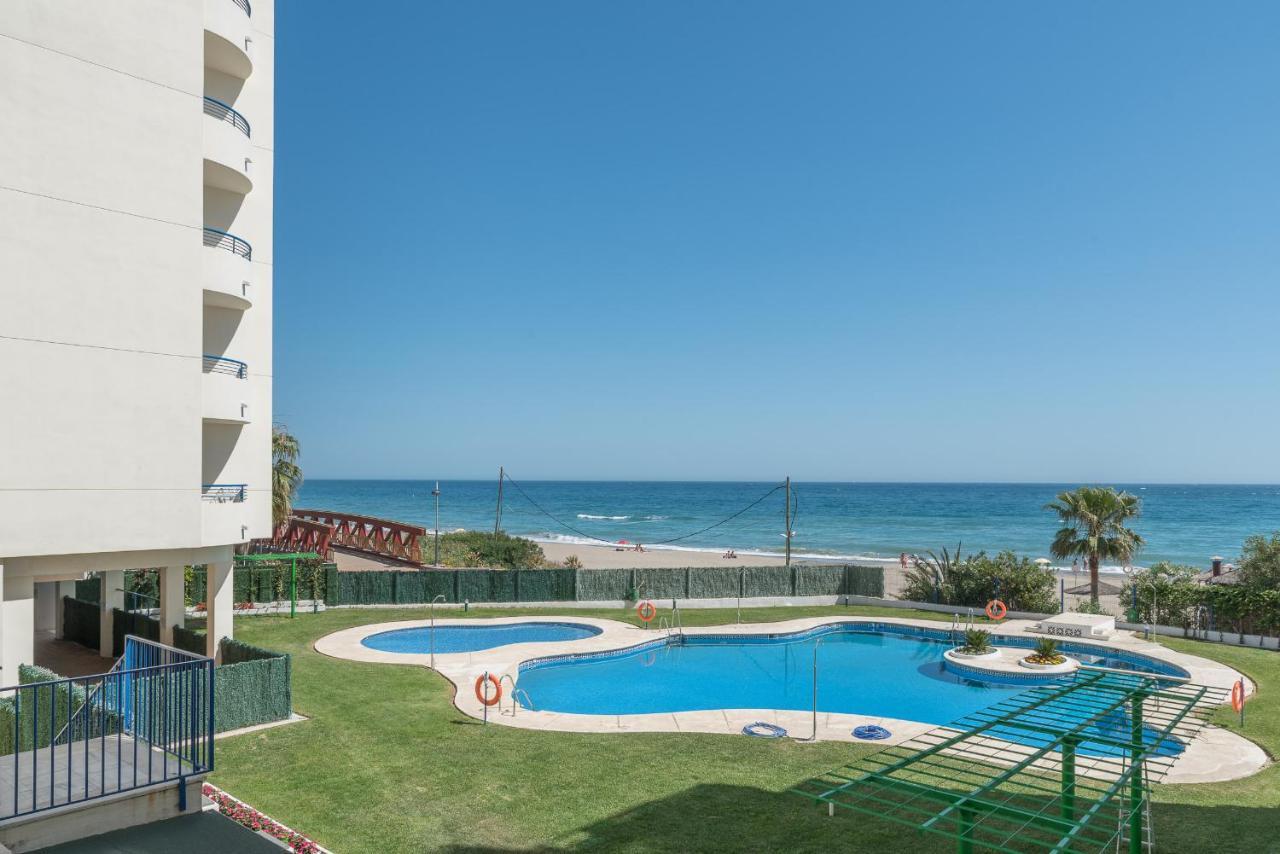 Al Lado Del Mar